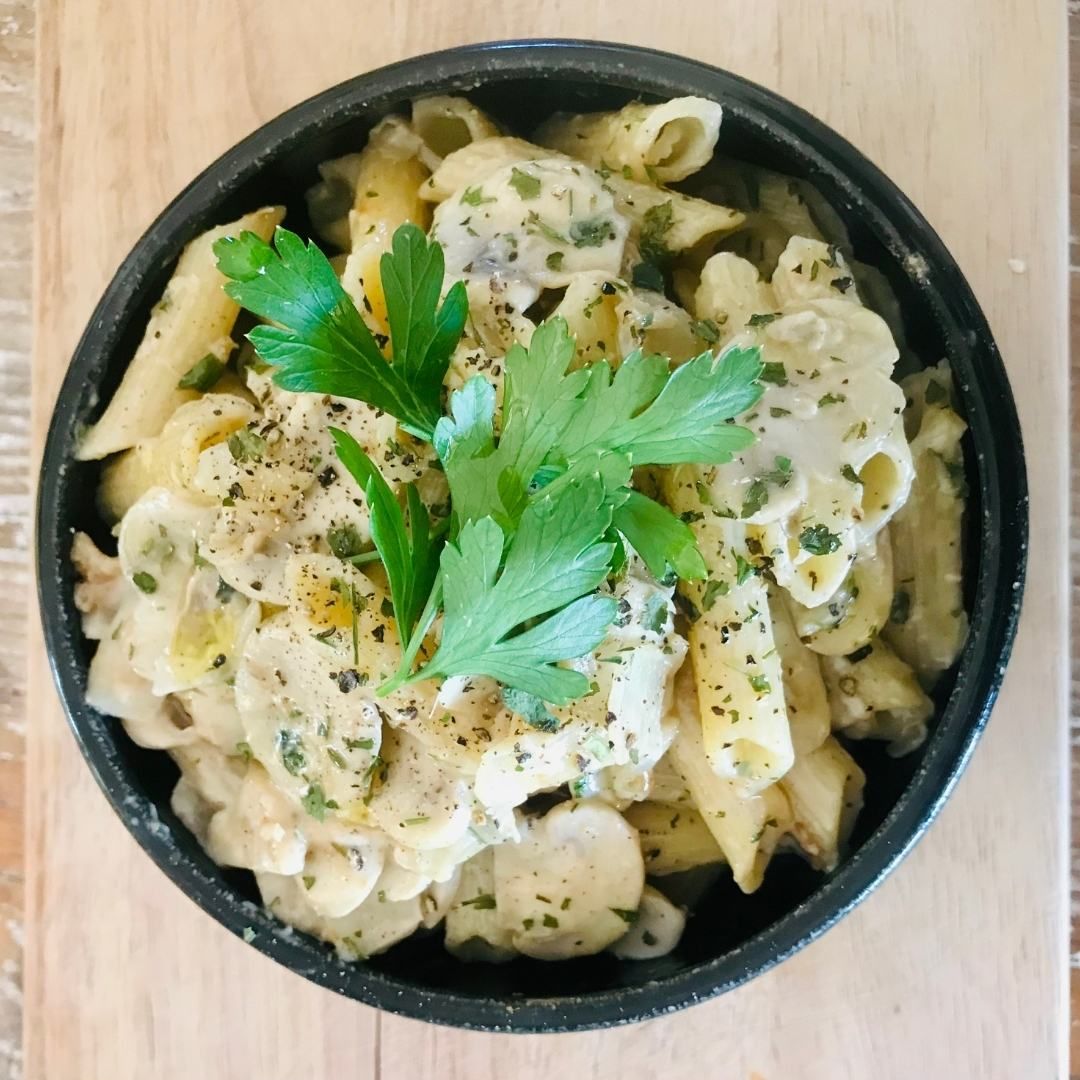 Creamy garlic mushroom penne